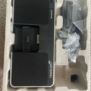 Brookstone iDesign Flip Speaker Dock for iPod iPhone‎ 3G AC Adapter Included